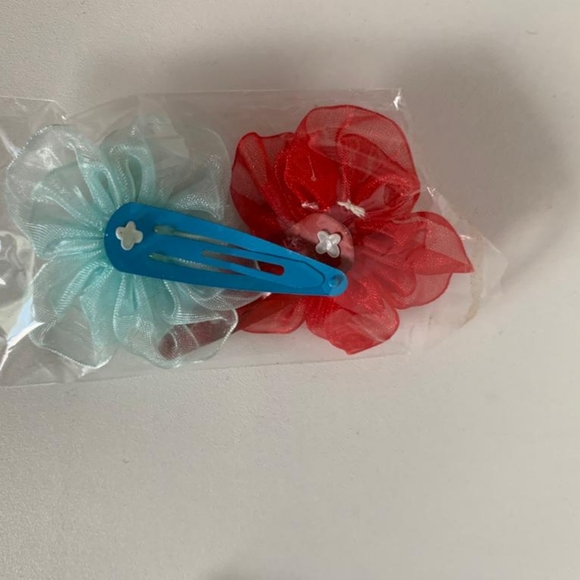 Masha and the Bear hair clips set of 4 - Picture 6 of 7